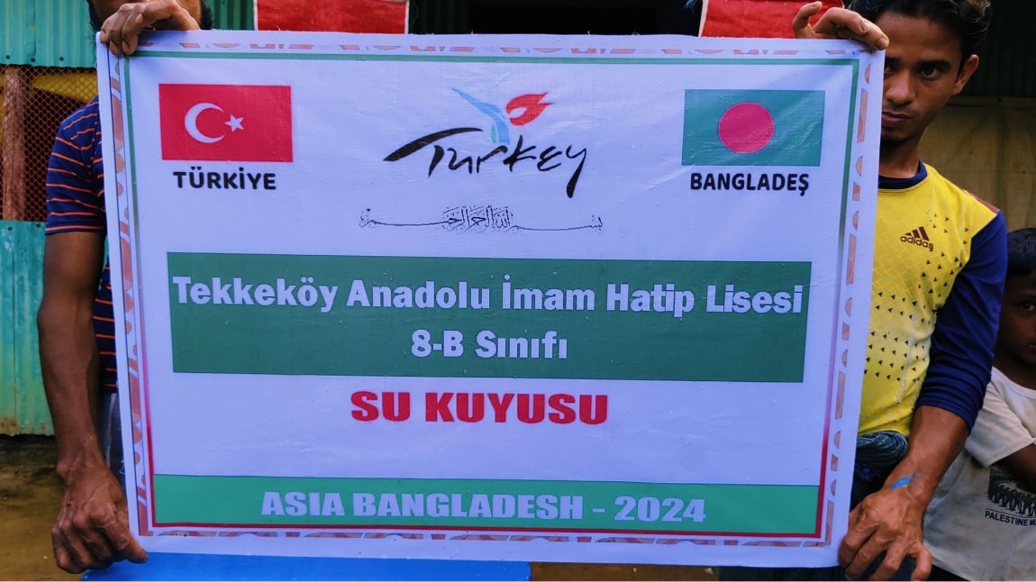 Okulumuz 8-B sınıfı öğrencileri “Sadaka-i Cariye” örneği olarak Bangladeş’te su kuyusu açtırdı.